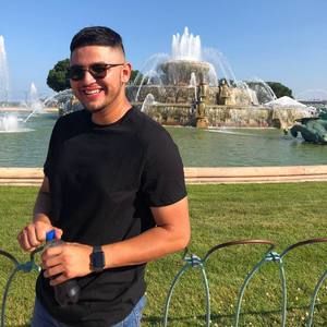 Meet your Posher, Luis